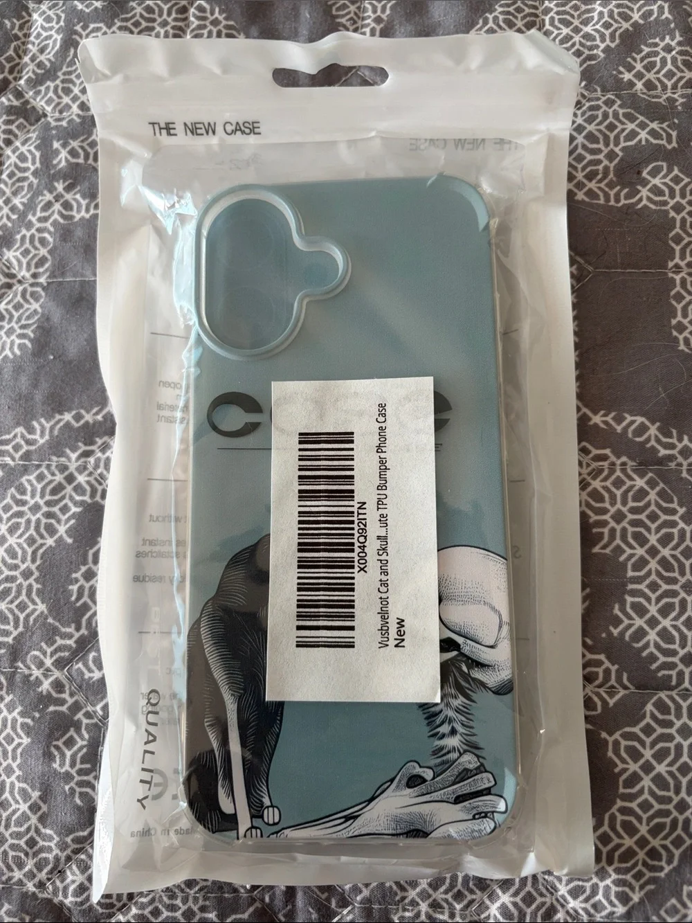Cat & Skull Designer iPhone 17 Case